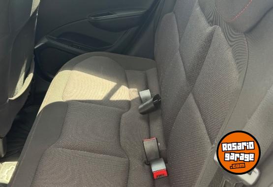 Autos - Chevrolet Onix 2016 Nafta 120000Km - En Venta