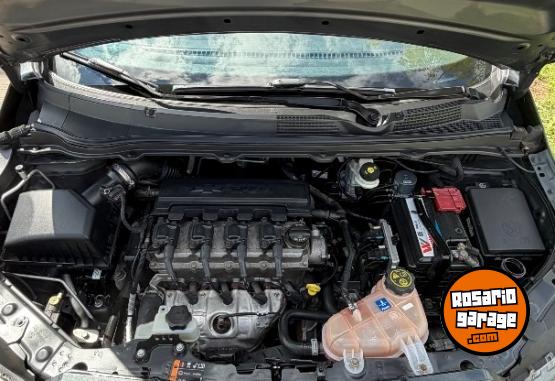 Autos - Chevrolet Onix 2016 Nafta 120000Km - En Venta