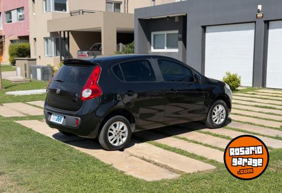 Autos - Fiat Palio Attractive 2017 Nafta 100000Km - En Venta