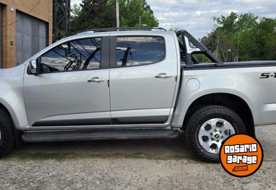 Camionetas - Chevrolet S10 LTZ 2.8 4x2 DC 2014 Diesel 179257Km - En Venta