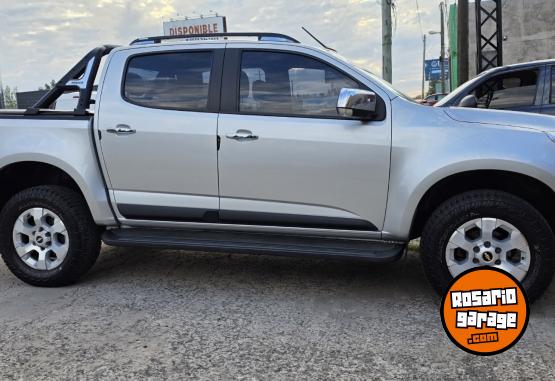 Camionetas - Chevrolet S10 LTZ 2.8 4x2 DC 2014 Diesel 179257Km - En Venta