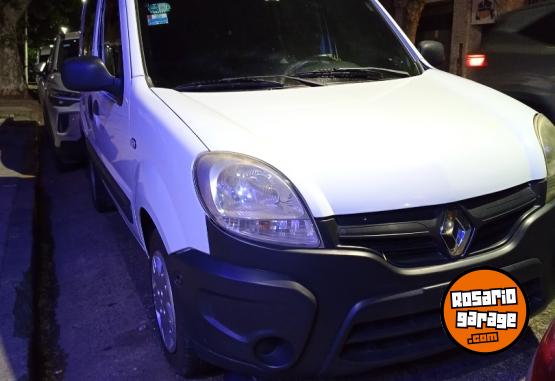 Utilitarios - Renault Kangoo 2017 Nafta 215000Km - En Venta