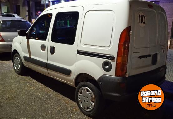 Utilitarios - Renault Kangoo 2017 Nafta 215000Km - En Venta