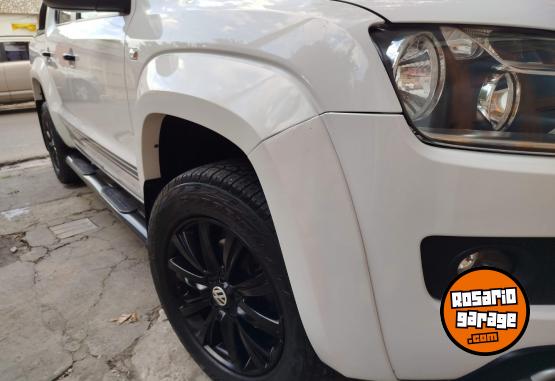 Camionetas - Volkswagen Amarok Dark label 2015 Diesel 195000Km - En Venta