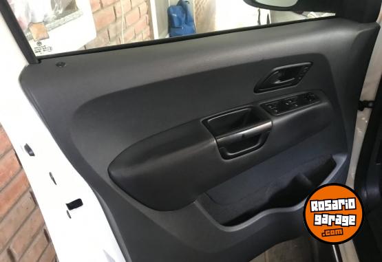 Camionetas - Volkswagen Amarok Dark label 2015 Diesel 195000Km - En Venta