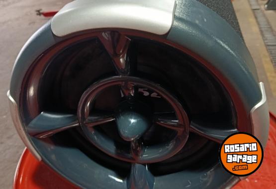 Accesorios para Autos - Bazooka potenciada 12 pulgadas ,poco uso B52 - En Venta