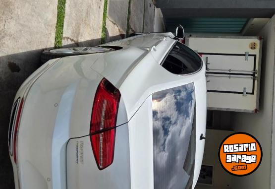 Autos - Volkswagen Passat R Line 2019 Nafta 94000Km - En Venta