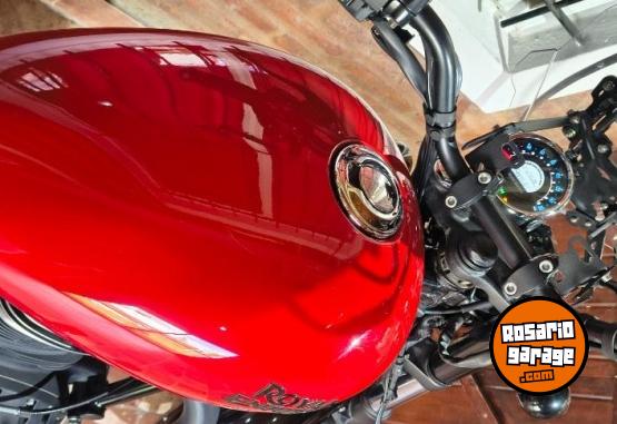 Motos - Royal Enfield Meteor 2024 Nafta 4900Km - En Venta