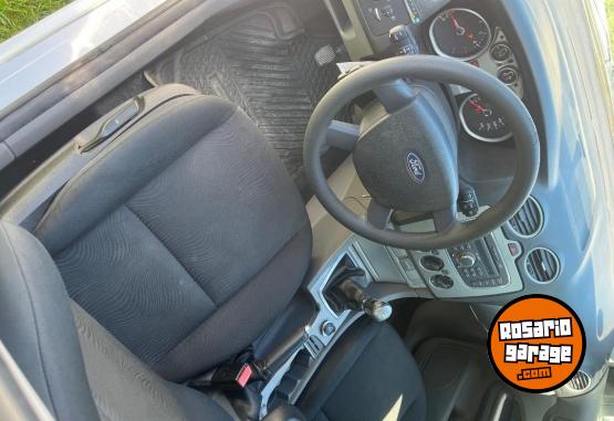Autos - Ford Focus 2011 Nafta 150000Km - En Venta