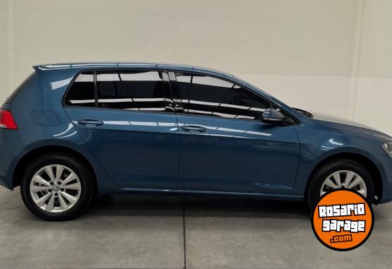 Autos - Volkswagen Golf Confortline 2015 Nafta 150000Km - En Venta