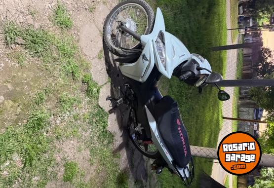 Motos - Honda wave 2025 Nafta 3300Km - En Venta