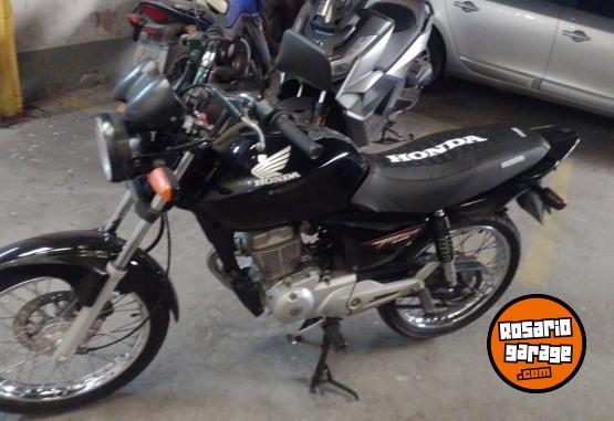 Motos - Honda Tit�n 150 2013 Nafta 44000Km - En Venta