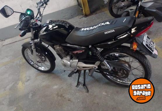 Motos - Honda Tit�n 150 2013 Nafta 44000Km - En Venta