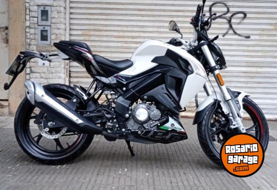 Motos - Benelli 180s 2022 Nafta 17000Km - En Venta
