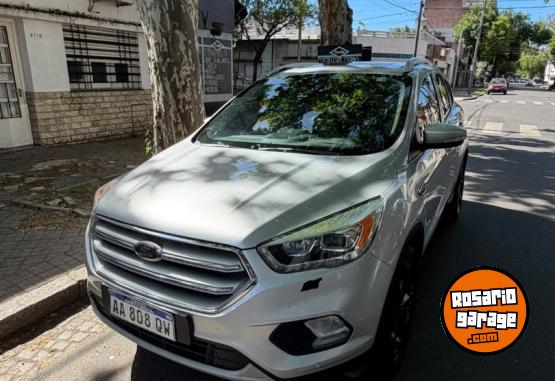 Camionetas - Ford Kuga 2017 Nafta 107000Km - En Venta