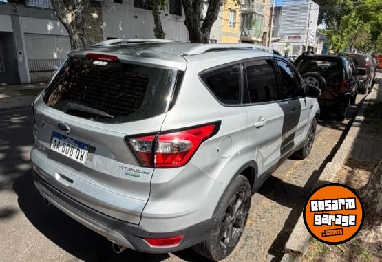 Camionetas - Ford Kuga 2017 Nafta 107000Km - En Venta