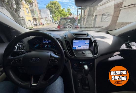 Camionetas - Ford Kuga 2017 Nafta 107000Km - En Venta