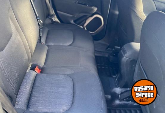 Camionetas - Jeep Renegade 2018 Nafta 98000Km - En Venta