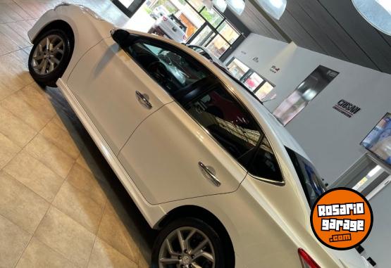 Autos - Nissan Sentra SR 2016 Nafta 280000Km - En Venta