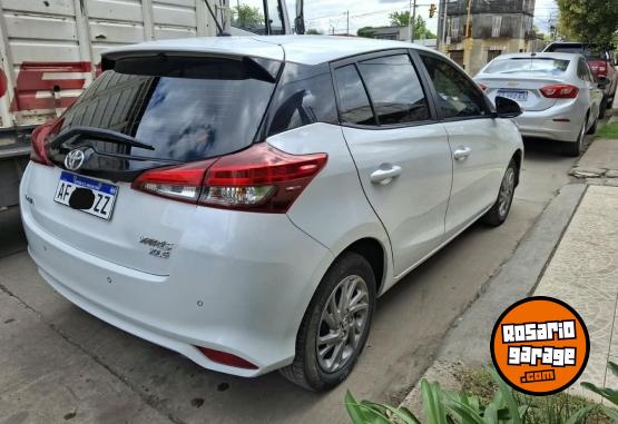 Autos - Toyota YARIS XLS AT 2022 Nafta 38000Km - En Venta