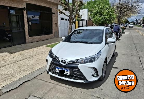 Autos - Toyota YARIS XLS AT 2022 Nafta 38000Km - En Venta