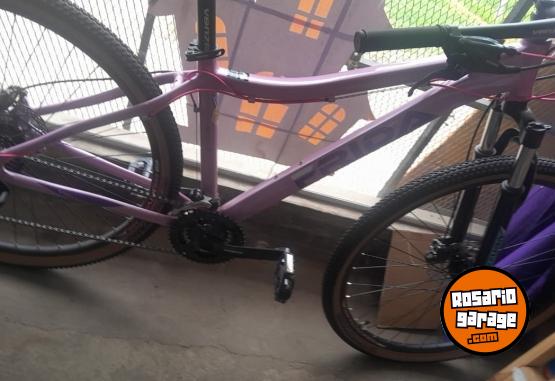 Deportes - VENZO FRIDA BELLE R29 – SHIMANO – FRENOS HIDRÁULICOS - En Venta
