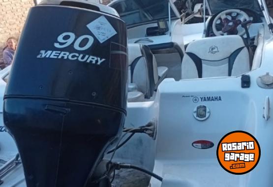 Embarcaciones - Vendo fishing 490 titular todo en regla 300 horas de uso con trailer. - En Venta