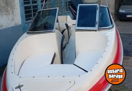 Embarcaciones - Vendo fishing 490 titular todo en regla 300 horas de uso con trailer. - En Venta