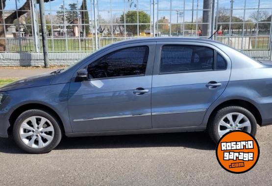 Autos - Volkswagen Voyage 2016 Nafta 130000Km - En Venta