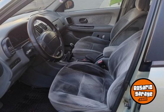 Autos - Renault Laguna 1998 Nafta 260000Km - En Venta