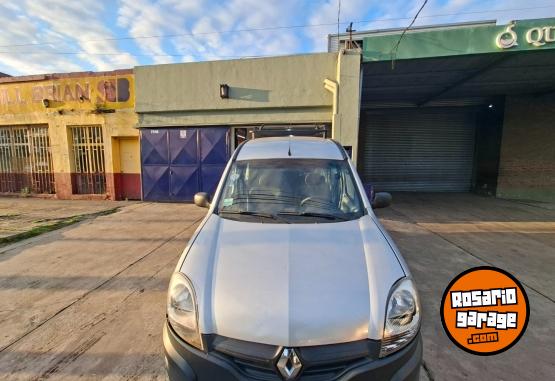 Utilitarios - Renault Kangoo 2014 GNC 230000Km - En Venta