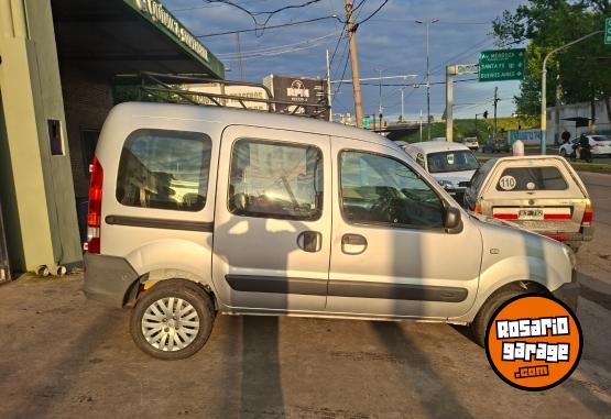 Utilitarios - Renault Kangoo 2014 GNC 230000Km - En Venta
