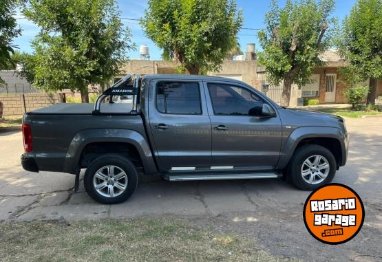 Camionetas - Volkswagen Amarok conforline 2015 Diesel 149000Km - En Venta