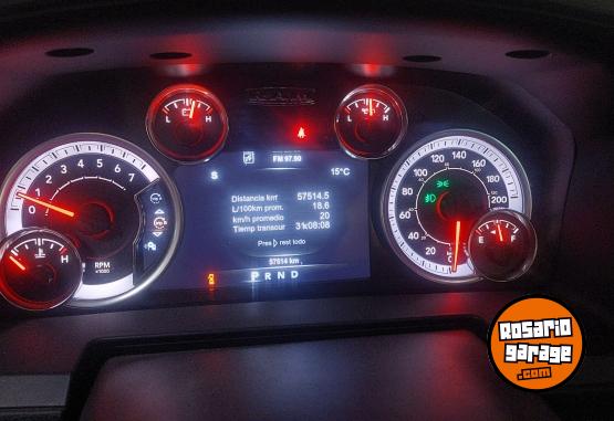 Camionetas - Otra marca Nafta v8 5.7 2018 Nafta 57500Km - En Venta