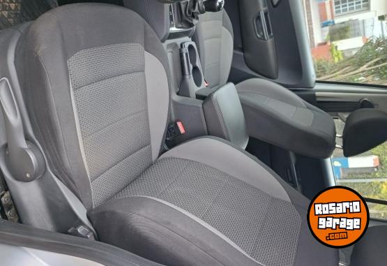 Camionetas - Volkswagen Amarok Confortline 180 hp 2019 Diesel 140000Km - En Venta