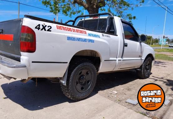 Camionetas - Chevrolet S10 cabina simple 2005 Diesel 440000Km - En Venta