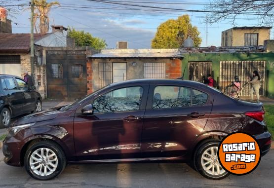 Autos - Fiat Cronos drive 2021 Nafta 80000Km - En Venta