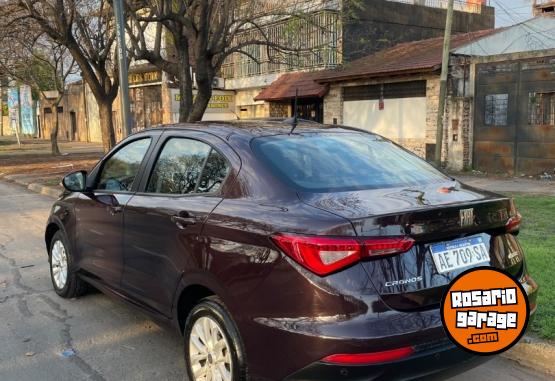 Autos - Fiat Cronos drive 2021 Nafta 80000Km - En Venta