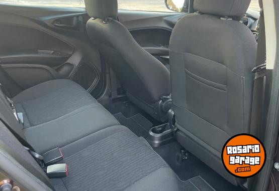 Autos - Fiat Cronos drive 2021 Nafta 80000Km - En Venta