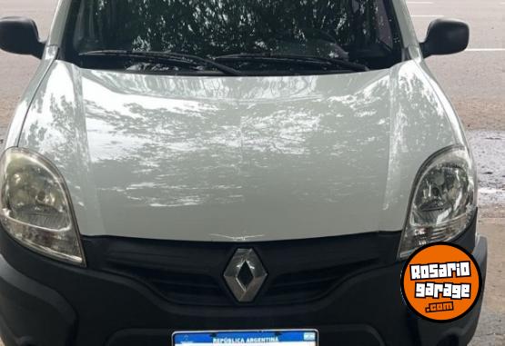 Utilitarios - Renault Kangoo confort GNC LEER 2016 GNC 158000Km - En Venta