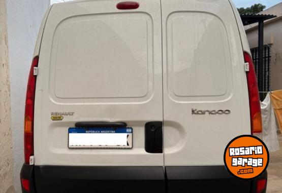 Utilitarios - Renault Kangoo confort GNC LEER 2016 GNC 158000Km - En Venta