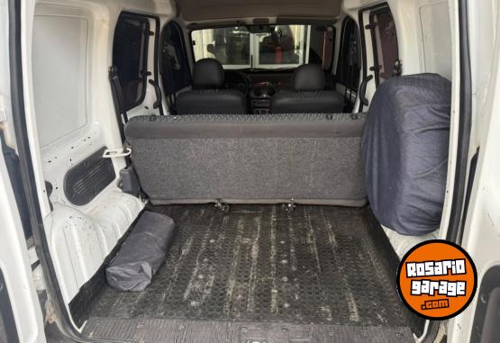 Utilitarios - Renault Kangoo confort GNC LEER 2016 GNC 158000Km - En Venta