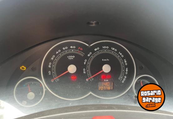 Autos - Suzuki FUN 2008 Nafta 207700Km - En Venta