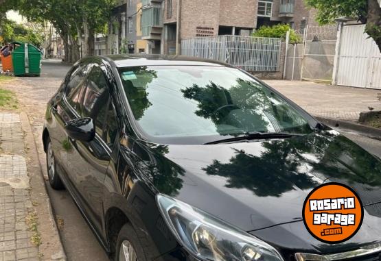 Autos - Peugeot 308 2017 Nafta 180000Km - En Venta