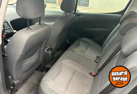 Autos - Peugeot 308 2017 Nafta 180000Km - En Venta