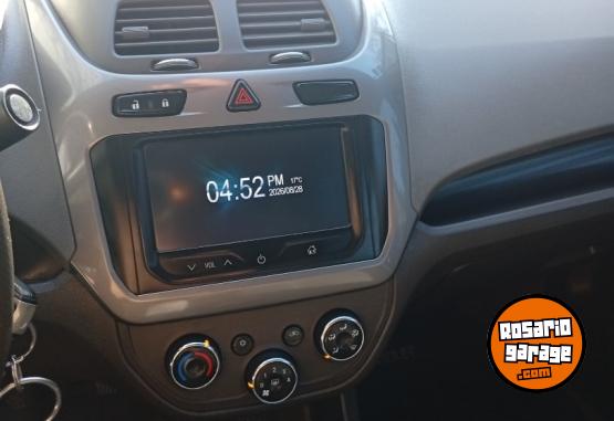 Autos - Chevrolet Cobal 2013 GNC 122000Km - En Venta