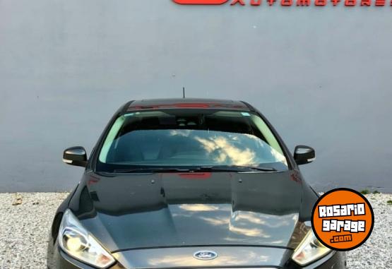 Autos - Ford FOCUS TITANIUM 2.0 2018 Nafta 243000Km - En Venta