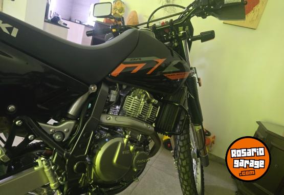 Motos - Suzuki Dr650 2024 Nafta 830Km - En Venta