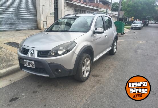 Autos - Renault Sandero 2010 Nafta 170000Km - En Venta