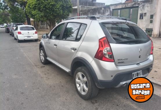 Autos - Renault Sandero 2010 Nafta 170000Km - En Venta